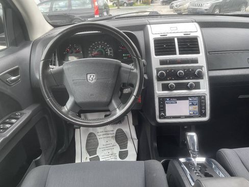 Used 2010 Dodge Journey SXT w/ Flexible Seating Group FWD image 21