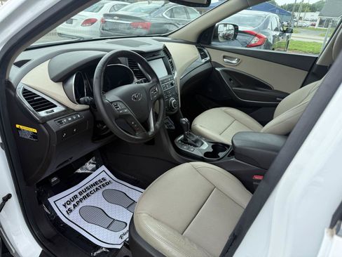 Used 2017 Hyundai Santa Fe Sport FWD image 7