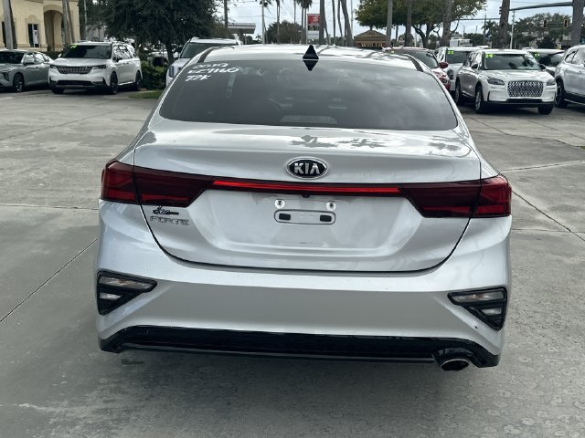 Used 2019 Kia Forte LXS FWD image 7