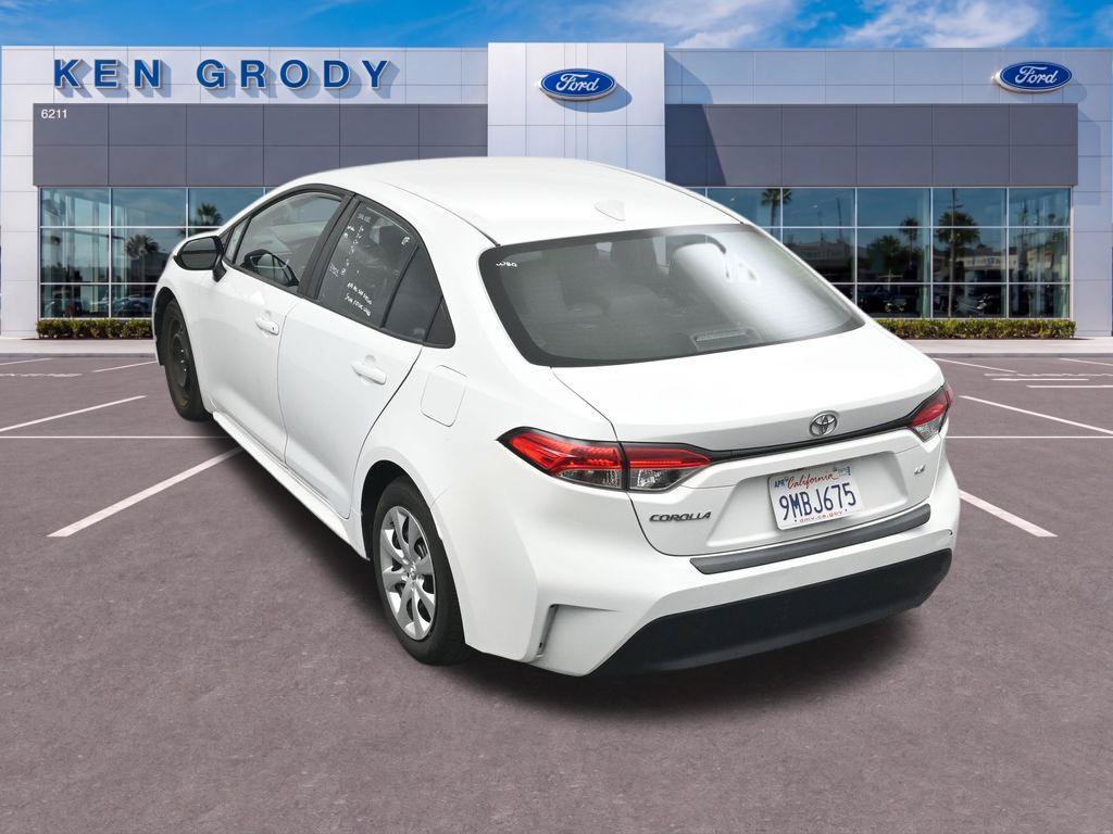 Used 2024 Toyota Corolla LE FWD image 15