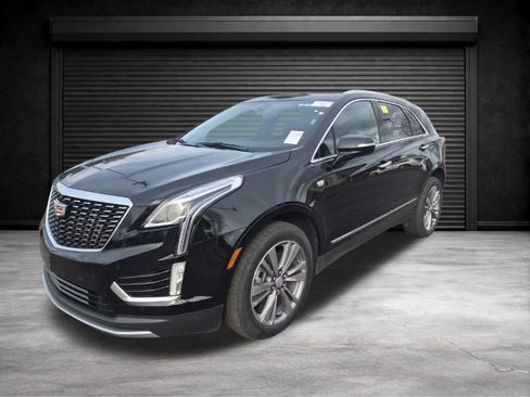 Used 2025 Cadillac XT5 Premium Luxury image 10