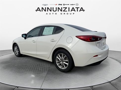 Used 2016 MAZDA MAZDA3 i Sport w/ Preferred Equipment Package image 3