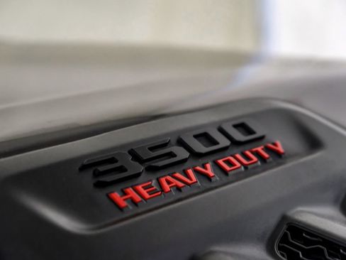 Used 2024 RAM 3500 Laramie w/ Night Edition AWD/4WD image 43