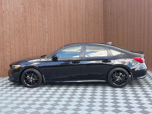 Used 2023 Honda Civic Sport image 13