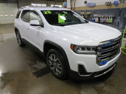 Used 2023 GMC Acadia SLE w/ Driver Convenience Package