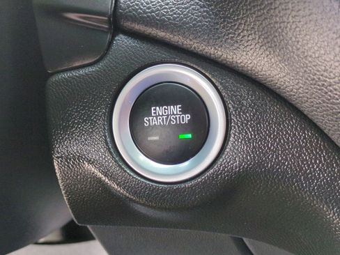 Used 2023 Chevrolet Equinox LT image 16