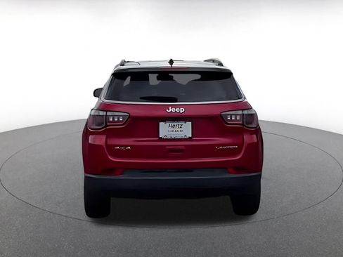 Used 2025 Jeep Compass Limited image 9