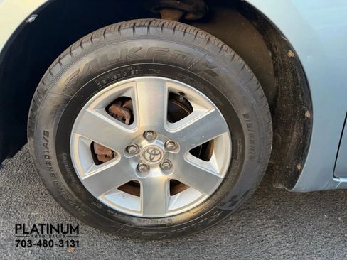 Used 2007 Toyota Sienna XLE image 21