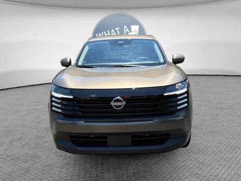 Used 2025 Nissan Kicks SV FWD image 9