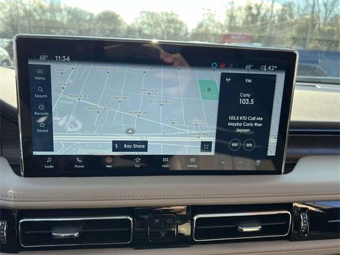 Certified 2022 Lincoln Nautilus Reserve image 21