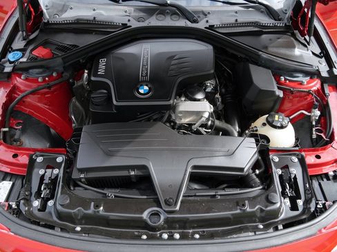 Used 2018 BMW 320i Sedan w/ Convenience Package RWD image 37