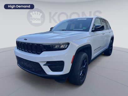 Used 2024 Jeep Grand Cherokee Altitude