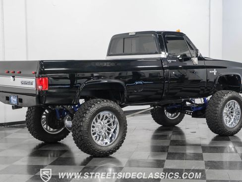 Used 1986 Chevrolet C/K Truck 3500 image 13