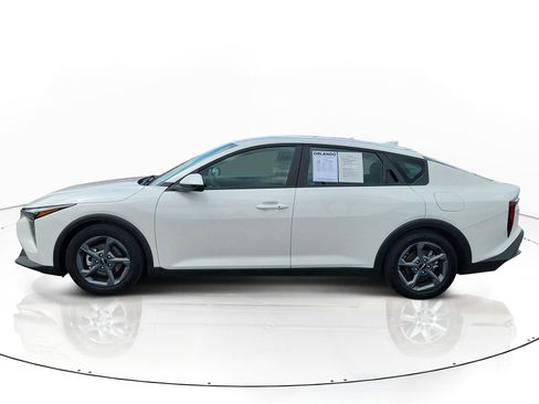 Used 2025 Kia K4 FWD image 4