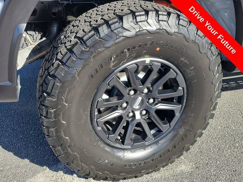 Used 2026 Ford F150 Raptor AWD/4WD image 25