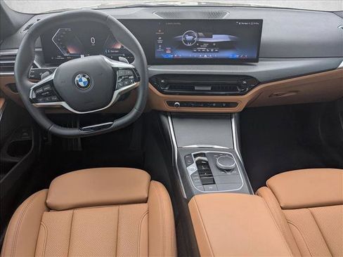 Used 2026 BMW 330i xDrive Sedan AWD/4WD image 17
