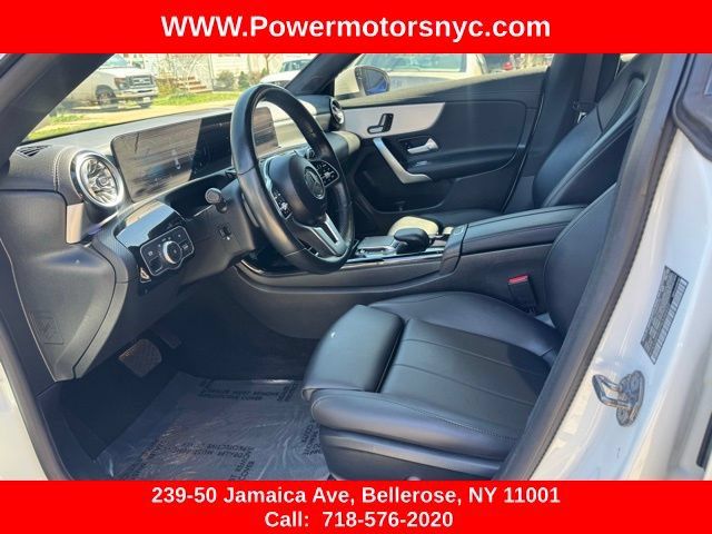 Used 2023 Mercedes-Benz CLA 250 4MATIC w/ Premium Package image 30