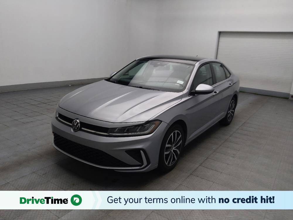 Used 2025 Volkswagen Jetta SE FWD image 1