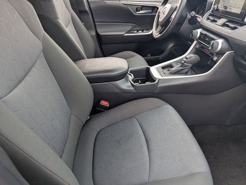 Used 2025 Toyota RAV4 XLE image 11