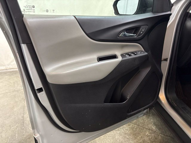 Used 2018 Chevrolet Equinox LS AWD/4WD image 20