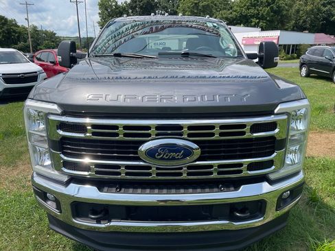 Used 2024 Ford F250 XLT w/ Snow Plow Prep Package AWD/4WD image 5