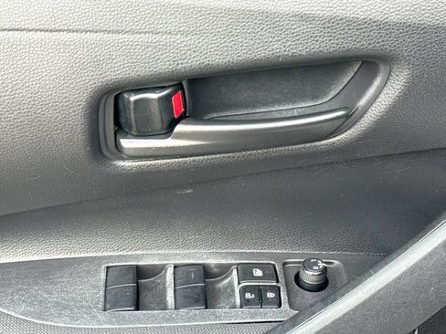 Used 2024 Toyota Corolla LE FWD image 15