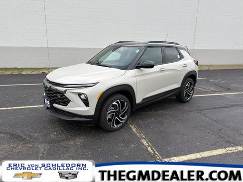 New 2026 Chevrolet TrailBlazer RS w/ Convenience Package AWD/4WD image 1
