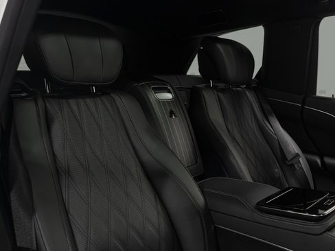 Used 2026 Mercedes-Benz Maybach GLS 600 4MATIC image 84