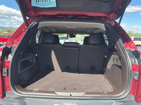 Used 2017 Jeep Cherokee Trailhawk AWD/4WD image 31