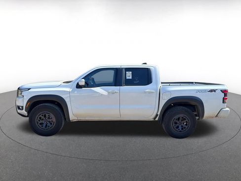 Used 2026 Nissan Frontier PRO-4X AWD/4WD image 11