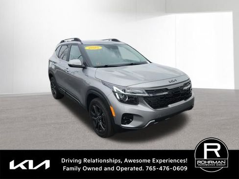 Used 2025 Kia Seltos X-Line AWD/4WD image 3