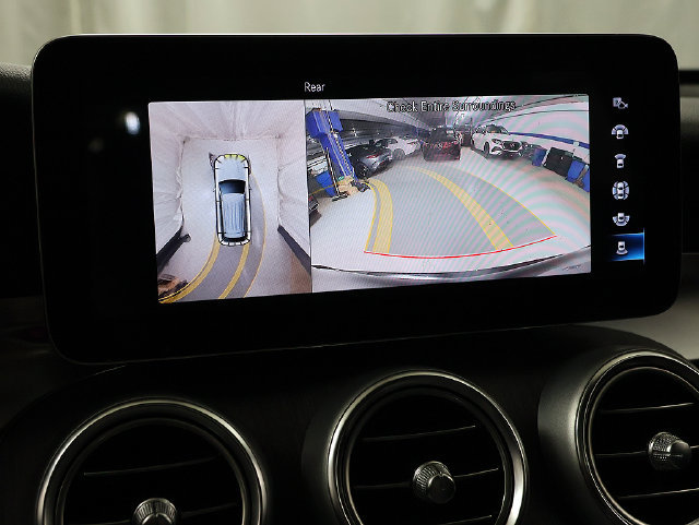 Used 2021 Mercedes-Benz GLC 300 4MATIC image 21