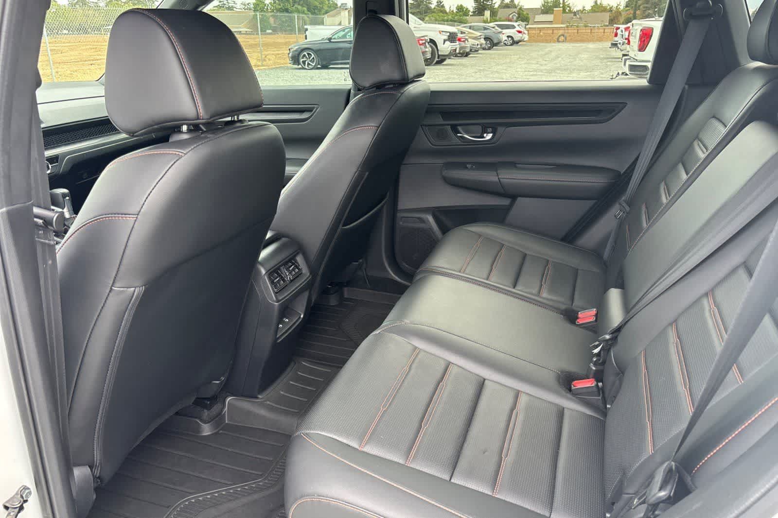 Used 2025 Honda CR-V Sport-L image 5