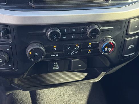 Used 2024 Ford F250 XL w/ STX Appearance Package image 21