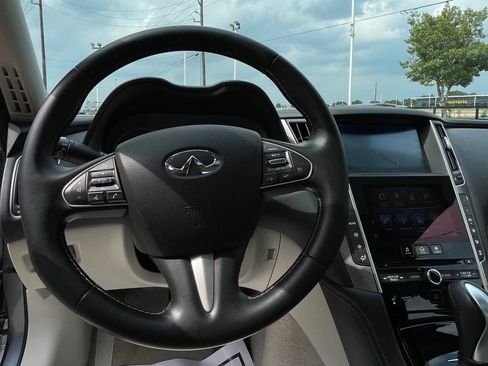 Used 2014 INFINITI Q50 Premium w/ Navigation Package RWD image 20