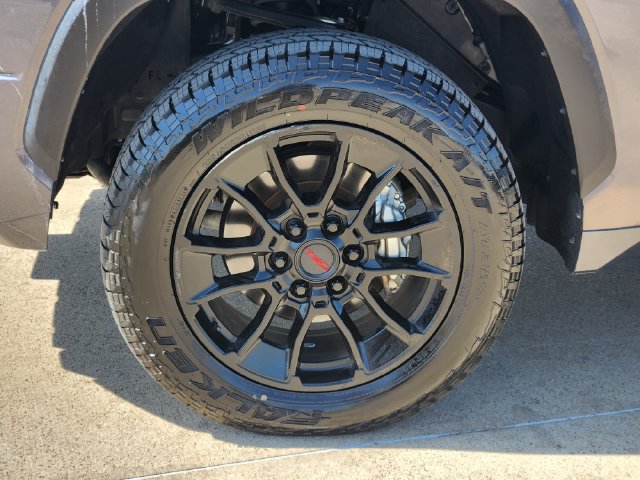 Used 2022 Toyota Tundra SR5 AWD/4WD image 18