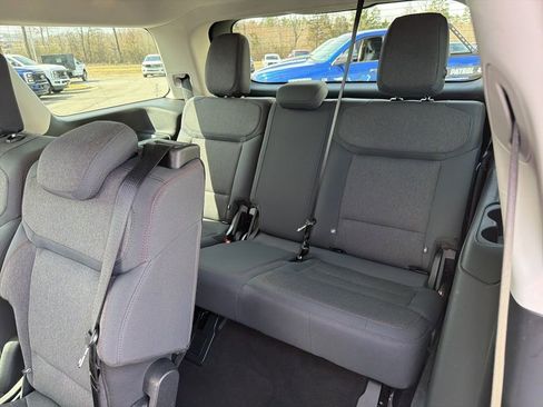 Certified 2025 Ford Expedition Active AWD/4WD image 17