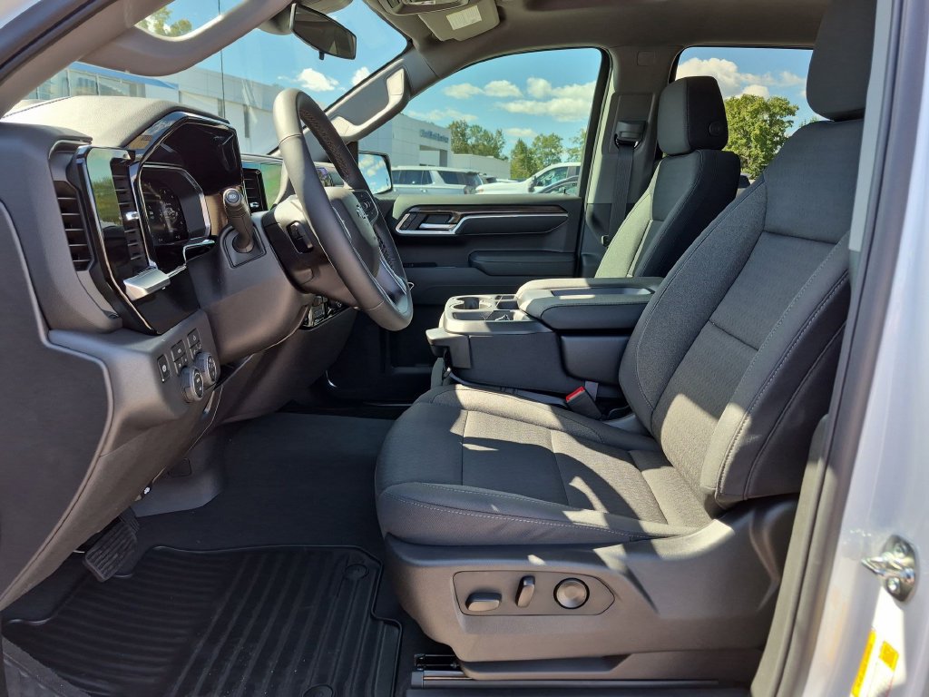 New 2026 Chevrolet Silverado 1500 RST AWD/4WD image 15