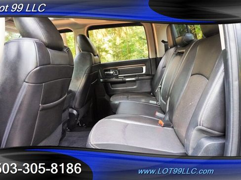 Used 2014 RAM 2500 Laramie w/ Black Appearance Group AWD/4WD image 13