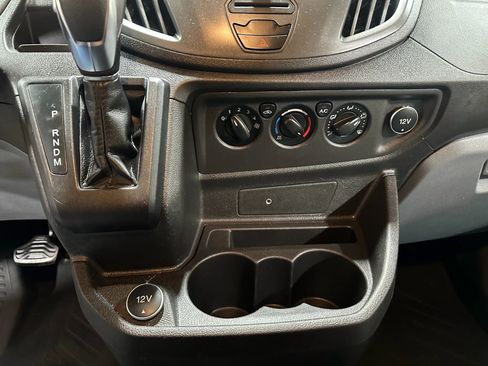 Used 2019 Ford Transit 150 XL image 45