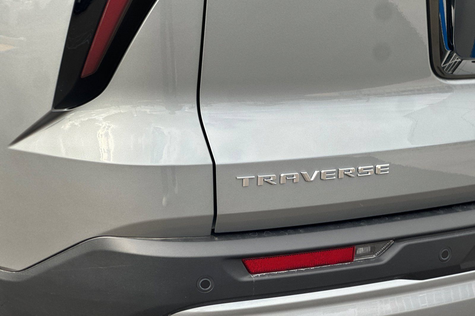 New 2026 Chevrolet Traverse LT w/ LPO, Floor Liner Package FWD image 28