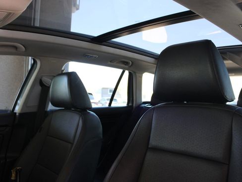 Used 2014 Volkswagen Jetta TDI FWD image 18