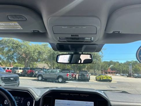 Used 2022 Ford F150 Lariat w/ Equipment Group 502A High image 21