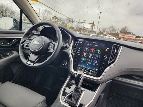 Certified 2025 Subaru Outback Onyx Edition image 28