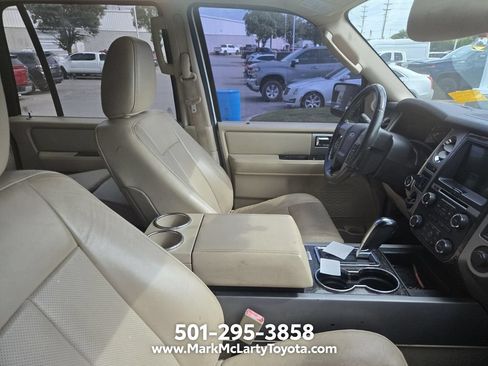 Used 2017 Ford Expedition EL Limited w/ Equipment Group 301A RWD image 9