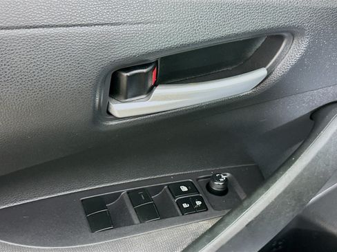 Used 2020 Toyota Corolla LE w/ Carpet Mat Package (TMS) FWD image 15