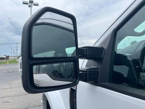 Used 2019 Ford F450 XLT w/ XLT Premium Package AWD/4WD image 9