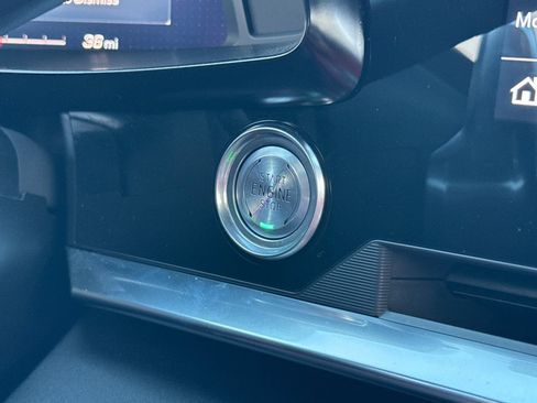 Used 2022 Chevrolet Corvette Stingray Preferred Cpe w/ Z51 Performance Package image 20