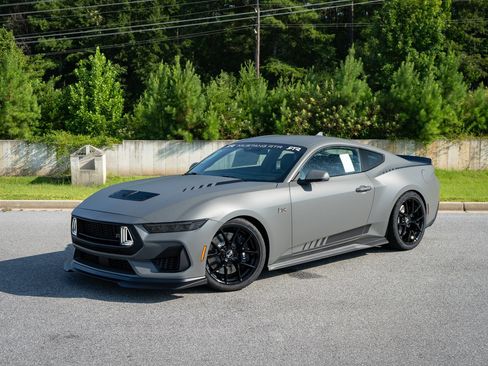 New 2026 Ford Mustang GT Premium w/ GT Performance Package RWD image 4