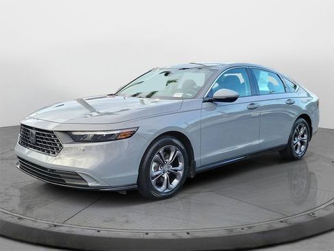 Used 2024 Honda Accord EX-L image 3